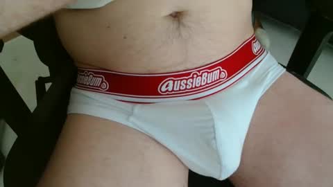 Snapshot of intoyourdad chatting on 11-18-25, 05:01 intoyourdad online show from 11-18-25, 05:01