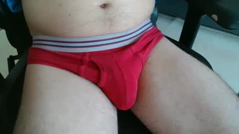 Snapshot of intoyourdad chatting on 04-22-26, 02:25 intoyourdad online show from 04-22-26, 02:25