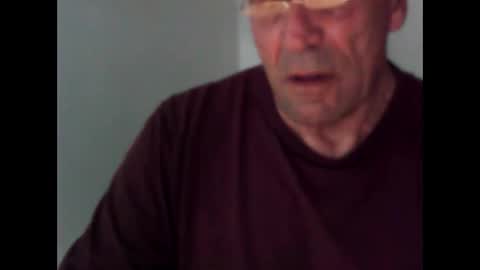 Snapshot of invested2022 chatting on 11-03-25, 04:19 Invested online show from 11-03-25, 04:19