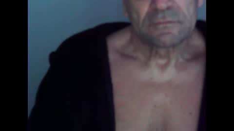 Snapshot of invested2022 chatting on 11-07-25, 07:52 Invested online show from 11-07-25, 07:52