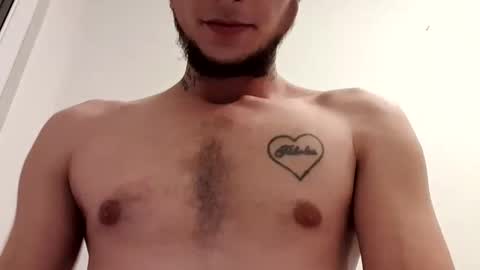 Snapshot of ionelgigelonuk chatting on 11-01-25, 09:50 GJuice online show from 11-01-25, 09:50