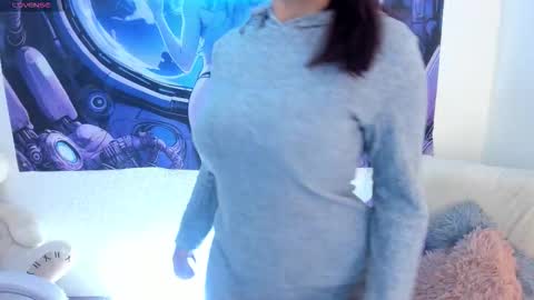 Snapshot of irene_casas chatting on 10-23-25, 02:55 Irene Casas online show from 10-23-25, 02:55