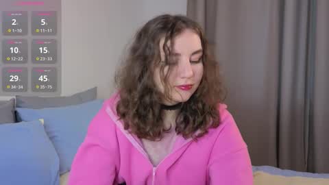 Snapshot of ireneharris chatting on 10-25-25, 10:56 Maxin online show from 10-25-25, 10:56