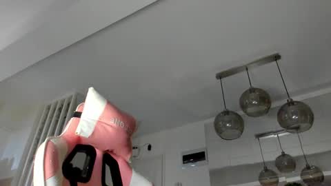 Ir s room online show from 10-08-25, 05:16