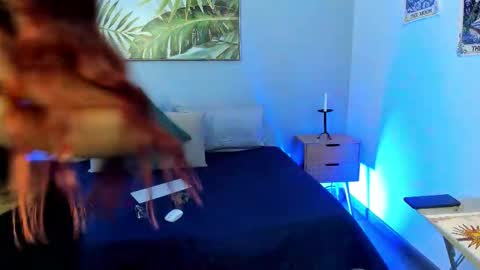 Snapshot of iriis_rosse chatting on 10-27-25, 06:56 Iris Rosse online show from 10-27-25, 06:56