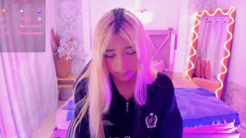 Snapshot of irina_tay1 chatting on 04-12-26, 03:33 IRINA online show from 04-12-26, 03:33