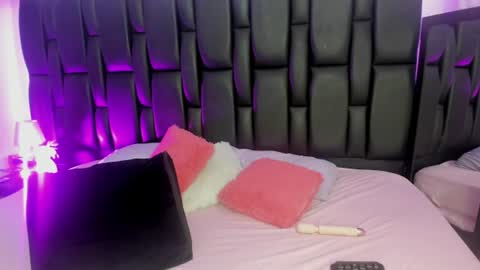 Snapshot of irinalove_ chatting on 07-30-26, 01:21 Irina online show from 07-30-26, 01:21
