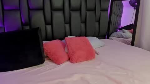 Snapshot of irinalove_ chatting on 08-04-26, 01:46 Irina online show from 08-04-26, 01:46