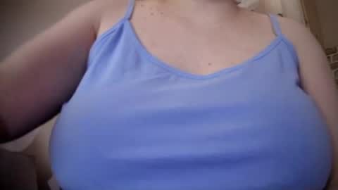 Snapshot of irinnak chatting on 04-05-26, 12:35 IrinnaK online show from 04-05-26, 12:35
