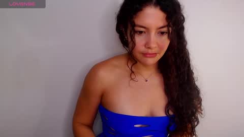 Snapshot of iris_caprice chatting on 02-28-25, 02:53 Instagram iris caprice online show from 02-28-25, 02:53