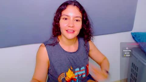 Snapshot of iris_caprice chatting on 05-22-26, 01:57 Instagram iris caprice online show from 05-22-26, 01:57
