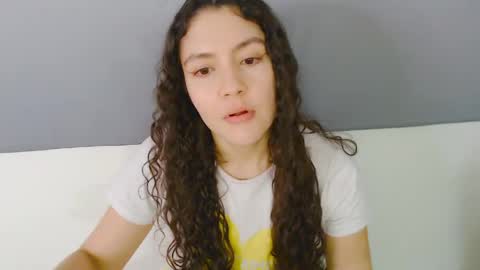 Snapshot of iris_caprice chatting on 05-25-26, 02:06 Instagram iris caprice online show from 05-25-26, 02:06
