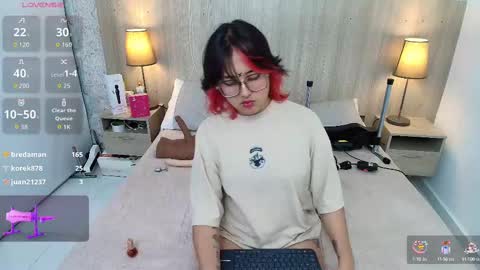 Iris online show from 10-08-25, 12:41