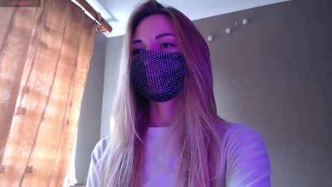 Lily online show from 09-10-25, 02:28