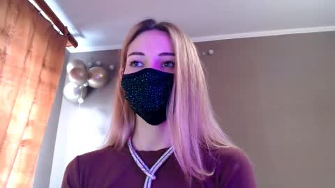 Lily online show from 11-27-25, 12:40