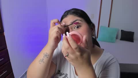 Snapshot of iris_torrez chatting on 02-21-25, 03:10 Iris online show from 02-21-25, 03:10