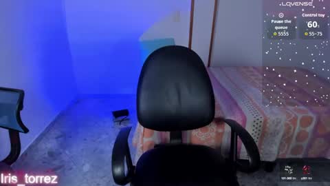 Snapshot of iris_torrez chatting on 09-22-25, 02:52 Iris online show from 09-22-25, 02:52