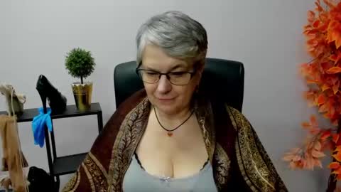 I R I S online show from 01-29-25, 10:58