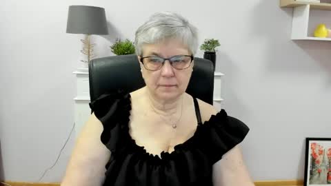 I R I S online show from 06-02-26, 06:04