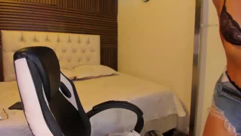 Snapshot of irisfyre chatting on 06-26-26, 12:53 Iris Fyre online show from 06-26-26, 12:53