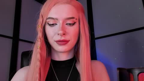 Miss Iris Fansly Miss Iris new inst.  online show from 12-06-24, 11:11