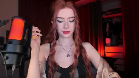 Miss Iris Fansly Miss Iris new inst.  online show from 10-05-25, 06:50