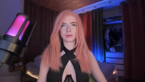 Miss Iris Fansly Miss Iris new inst.  online show from 11-25-25, 07:47