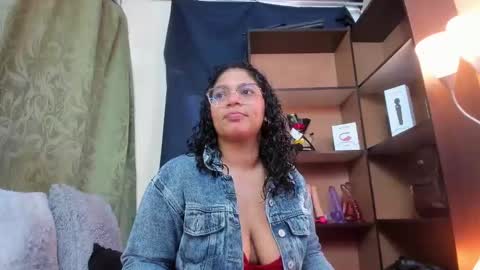 Snapshot of iriss_25 chatting on 03-12-25, 12:04 iris online show from 03-12-25, 12:04