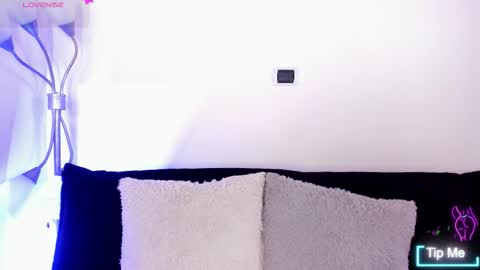 Snapshot of iriss_25 chatting on 09-12-25, 11:32 iris online show from 09-12-25, 11:32