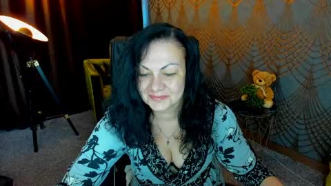 Iris online show from 06-03-26, 05:54
