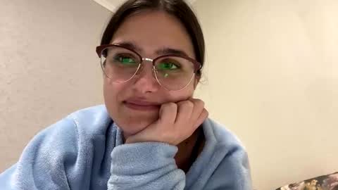 irisss31 online show from 01-09-26, 08:21