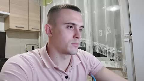 Snapshot of iron_mast chatting on 03-05-26, 08:16 Anton online show from 03-05-26, 08:16