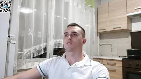 Snapshot of iron_mast chatting on 03-31-26, 07:03 Anton online show from 03-31-26, 07:03