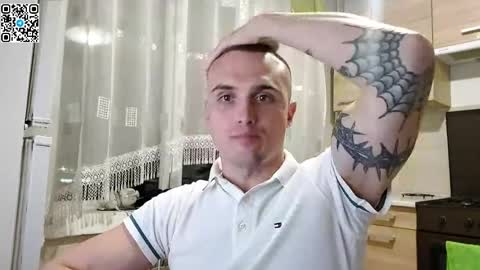 Snapshot of iron_mast chatting on 04-05-26, 07:44 Anton online show from 04-05-26, 07:44