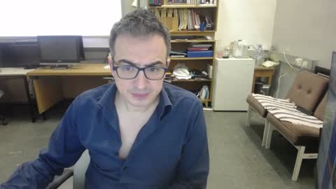 Snapshot of ironchrome chatting on 12-31-24, 05:55 IronChrome online show from 12-31-24, 05:55