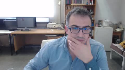 Snapshot of ironchrome chatting on 01-02-25, 12:13 IronChrome online show from 01-02-25, 12:13