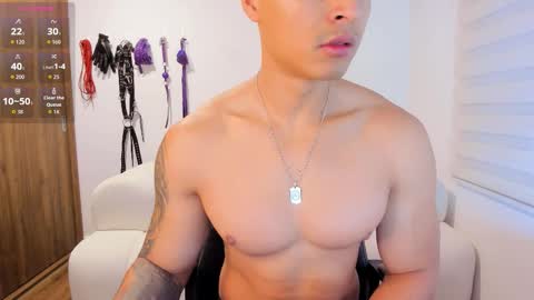 Snapshot of irvinepassion chatting on 02-05-26, 11:04 WILL ANDREW online show from 02-05-26, 11:04