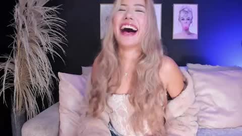 Isa Cortes  online show from 05-04-26, 02:46