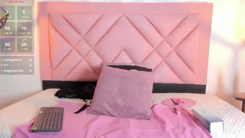Snapshot of isa_cute_1 chatting on 07-26-26, 07:21 ISABELLA online show from 07-26-26, 07:21