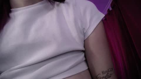 Isabella  online show from 10-10-25, 10:36