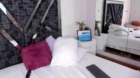 oIssaJonneso online show from 02-19-26, 01:07