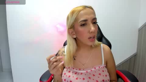 isa_klein online show from 02-24-26, 06:00