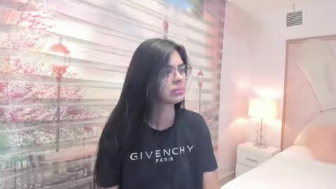    online show from 09-09-25, 10:26