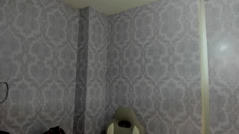    online show from 12-02-25, 03:23