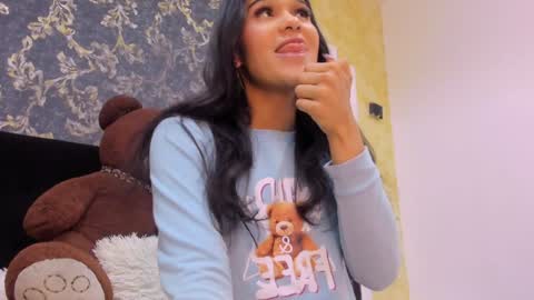 Snapshot of isa_little_star chatting on 02-03-25, 07:10 Isa online show from 02-03-25, 07:10