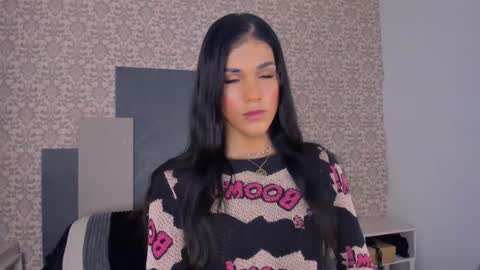 Snapshot of isa_little_star chatting on 09-20-25, 01:23 Isa online show from 09-20-25, 01:23