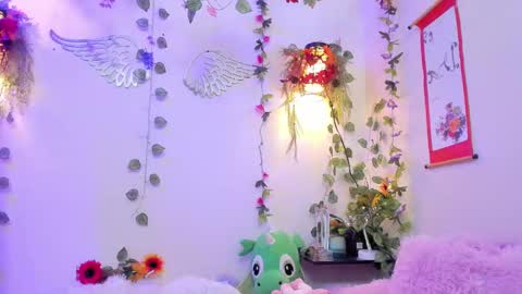 Isabella        online show from 01-25-25, 02:37