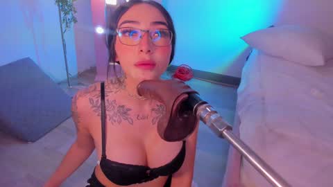 Snapshot of isa_redhair_ chatting on 12-18-24, 07:47 .... Connection time 900 pm to 500 amRest days Wednesday and Saturday online show from 12-18-24, 07:47