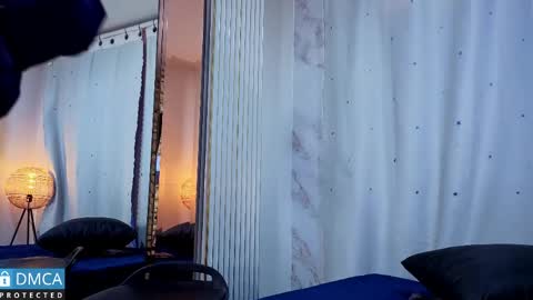 Snapshot of isa_sweet1_ chatting on 06-01-26, 11:01 Isa online show from 06-01-26, 11:01