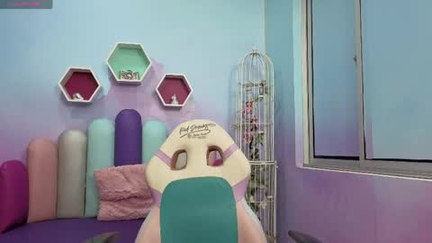 Snapshot of isaa_skinnyy chatting on 05-11-26, 03:23 Isaa Skinny online show from 05-11-26, 03:23